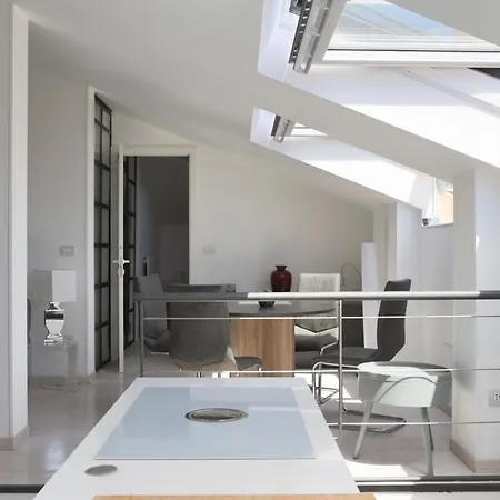 Apartment Penthouse Capodimonte *