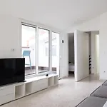 Penthouse Capodimonte شقة *