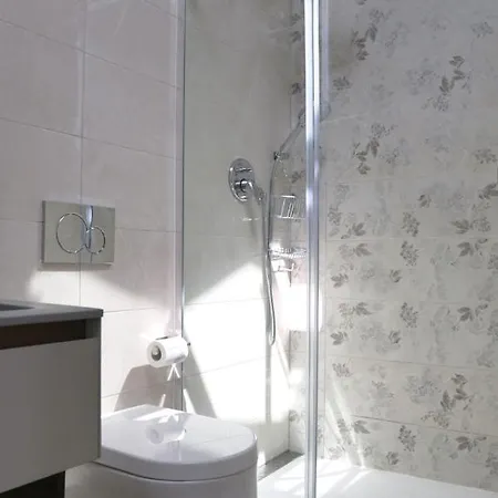 Penthouse Capodimonte * サンレモ