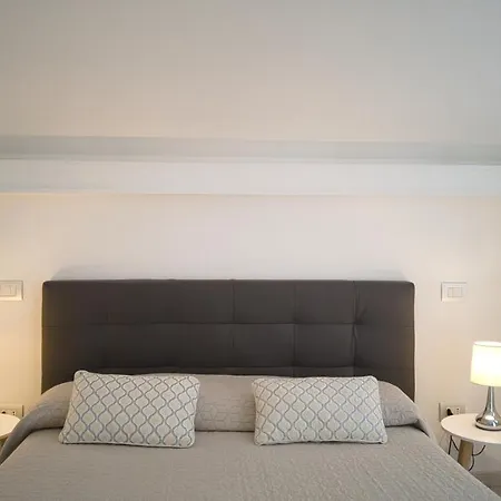 アパート Penthouse Capodimonte